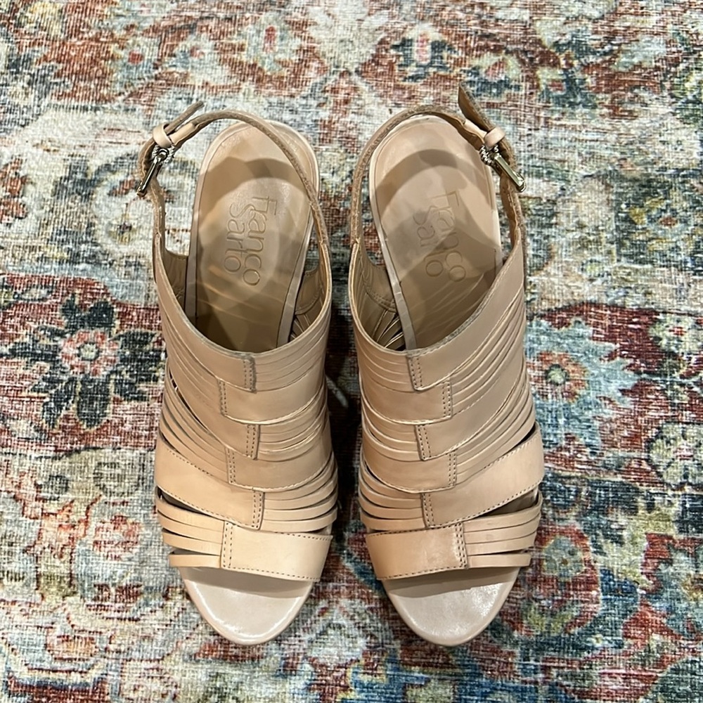 Franco Sarto Women's Tan 4” Wedge Sandals Size 7 - Picture 3 of 15